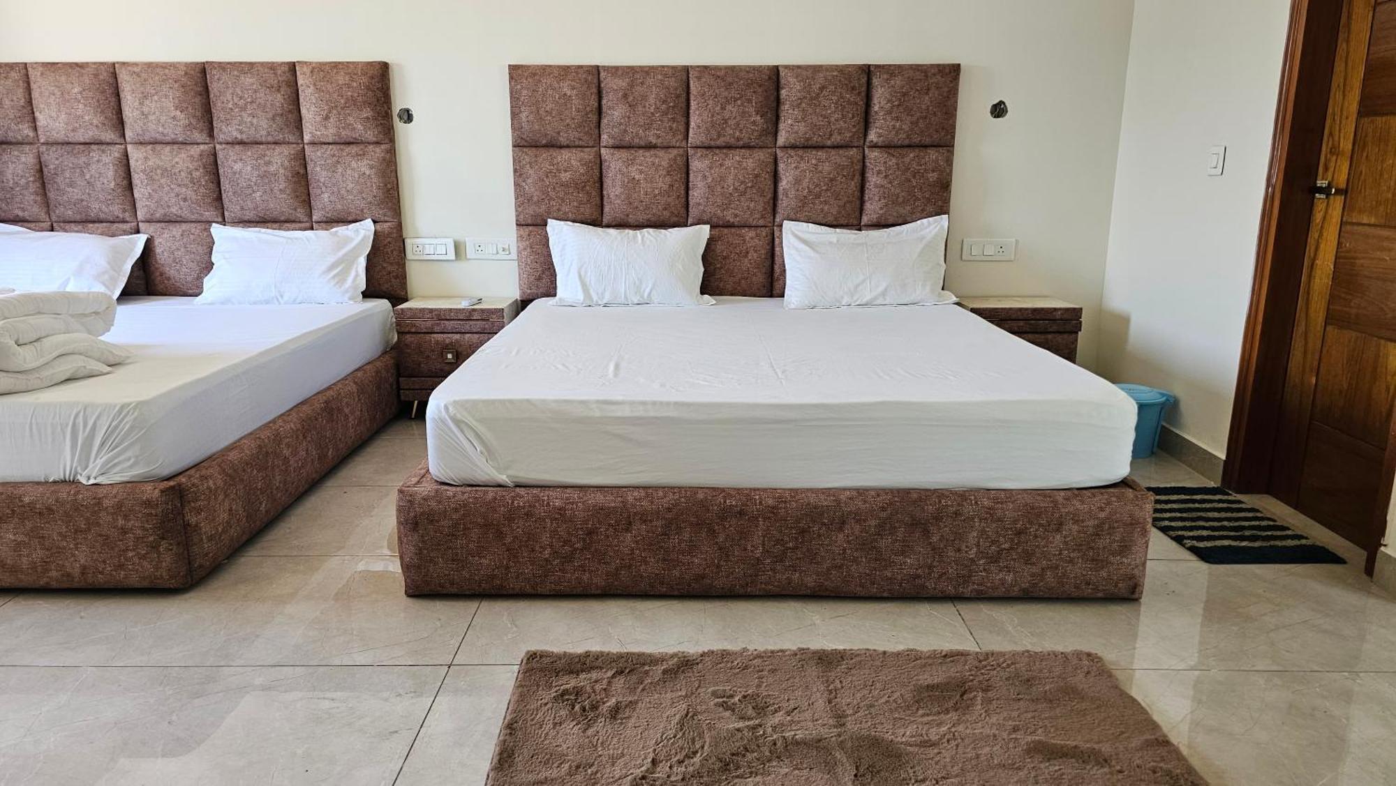 Govind Sagar View Hotel & Restaurant ビラースプル エクステリア 写真